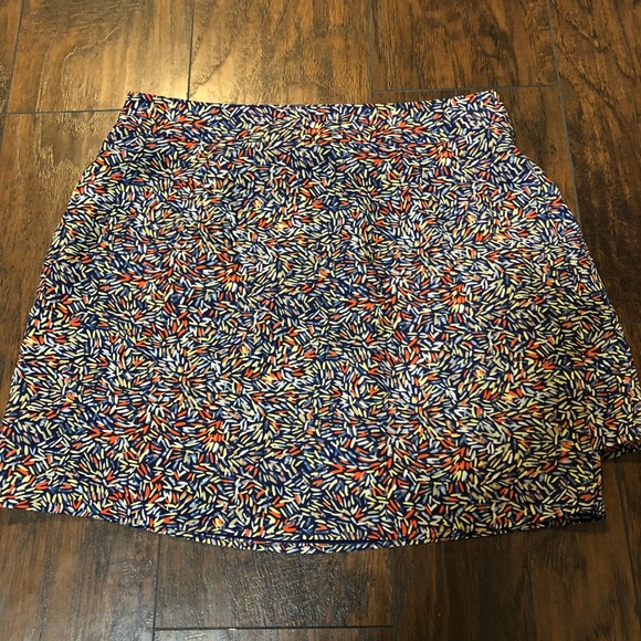 BCBGeneration wrap skirt - Picture 3 of 6